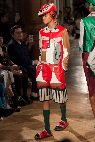 Look 44